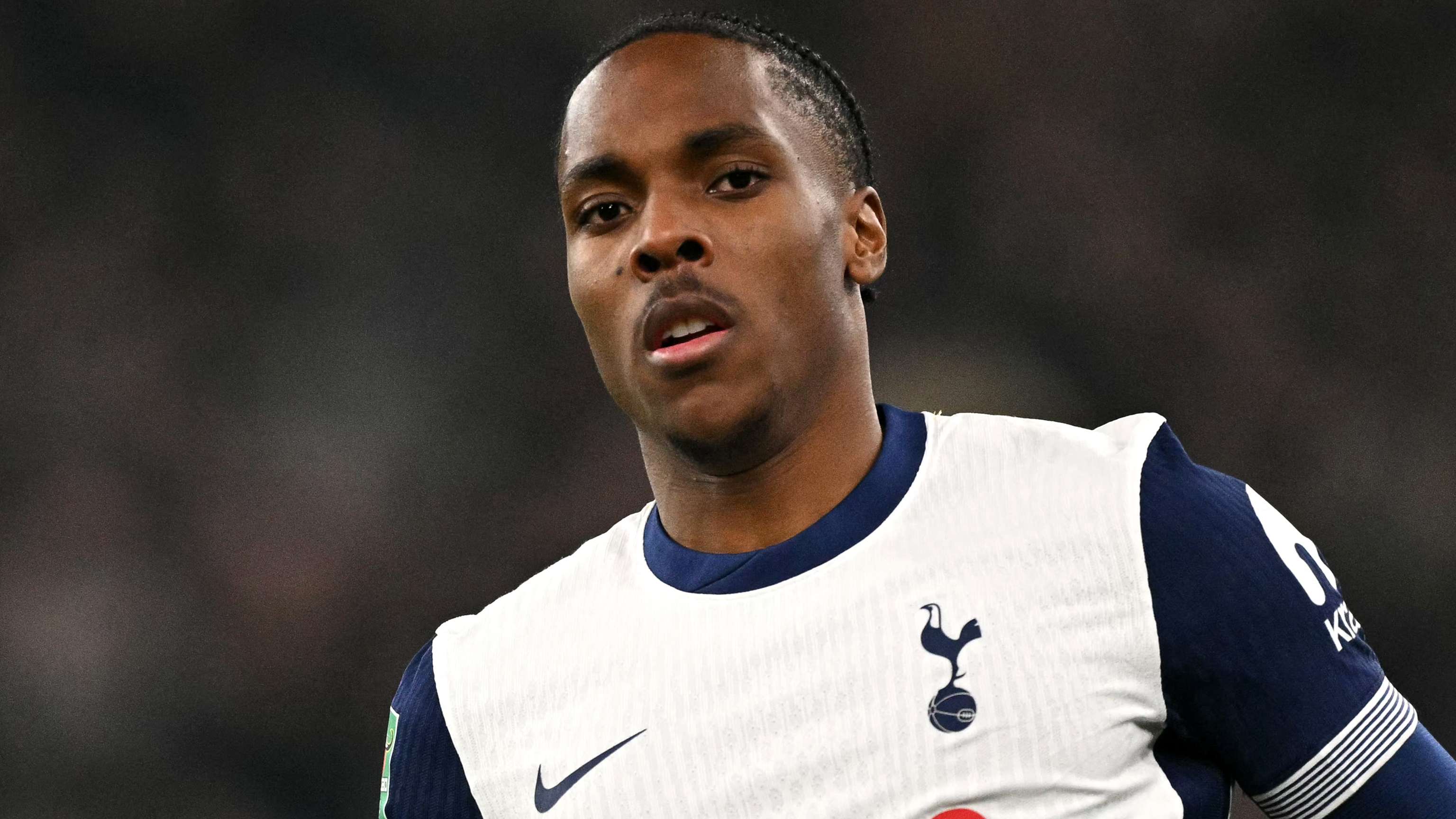 上丝毫不逊 上丝毫不逊